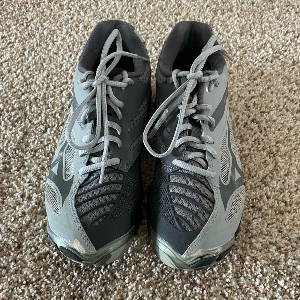 Mizuno Wave Lightning Volleyball Shoes
